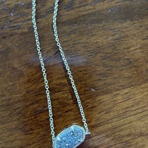 Kendra Scott gunmetal druzy stone. Gold chain and setting. EUC